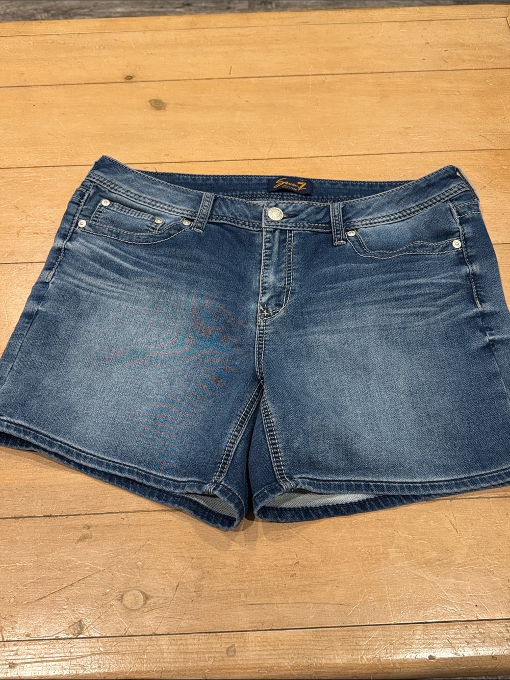 Seven7 Women's Denim Shorts in Washed Blue 14
